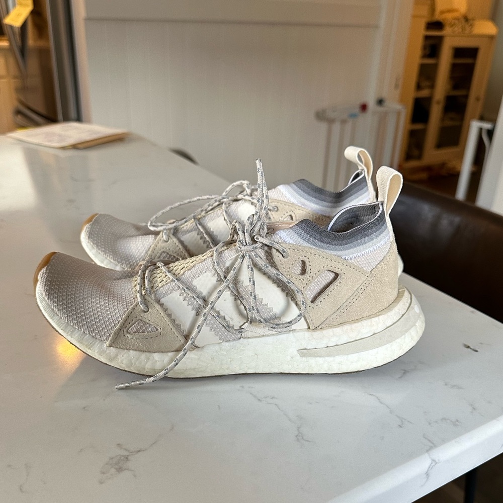 Adidas Women’s Trainers 7W